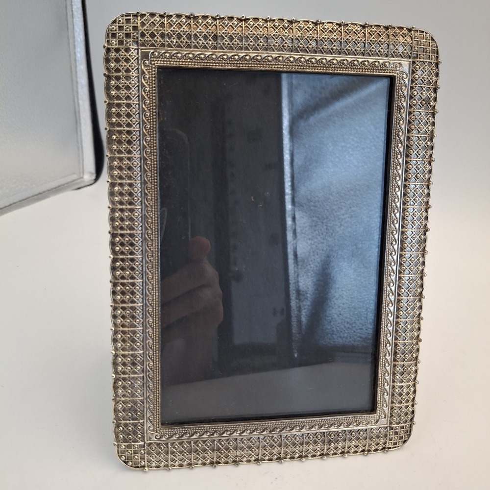 Vtg Silver Tone Filigree Lattice Tabletop Photo Picture Frame 5x7 Velvet Back